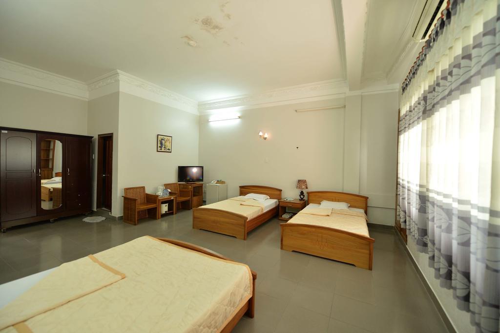 Hoa Binh 2 Hotel Long Xuyên Esterno foto