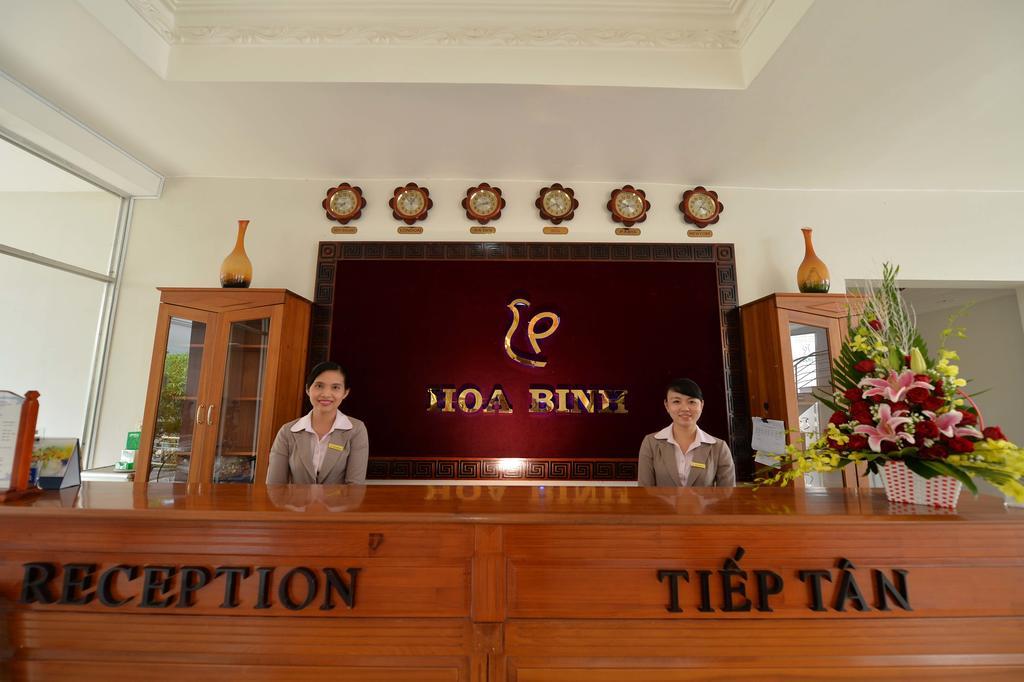 Hoa Binh 2 Hotel Long Xuyên Esterno foto