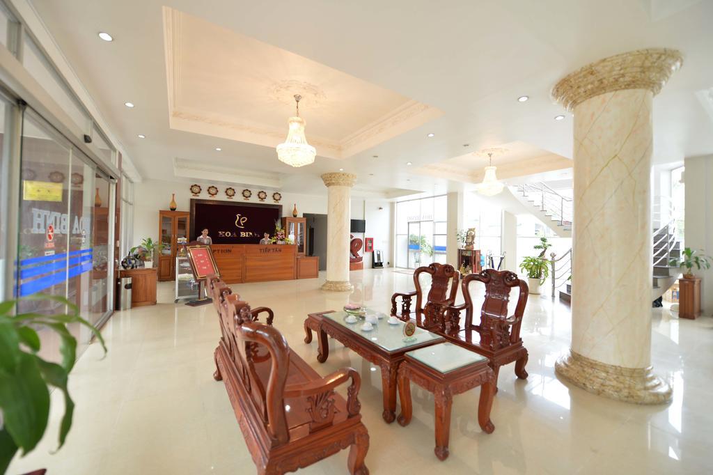 Hoa Binh 2 Hotel Long Xuyên Esterno foto