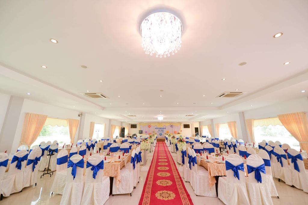 Hoa Binh 2 Hotel Long Xuyên Esterno foto