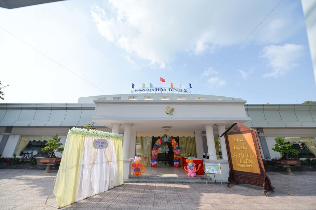 Hoa Binh 2 Hotel Long Xuyên Esterno foto
