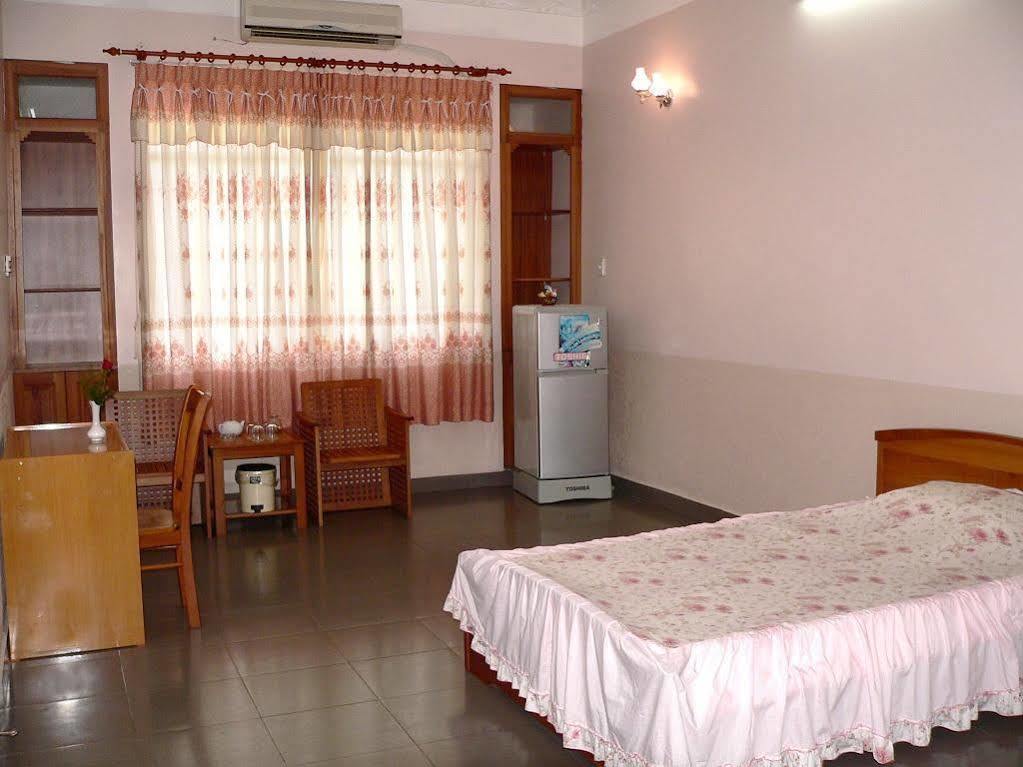 Hoa Binh 2 Hotel Long Xuyên Esterno foto